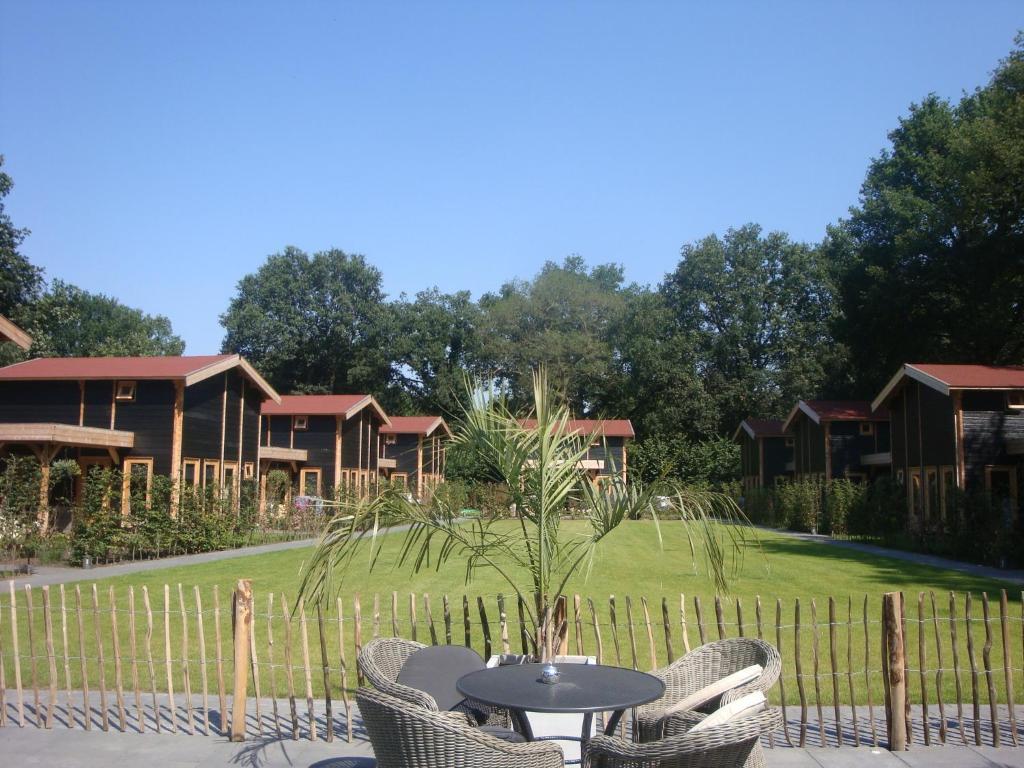 De Eikensingel Uddel Exterior photo