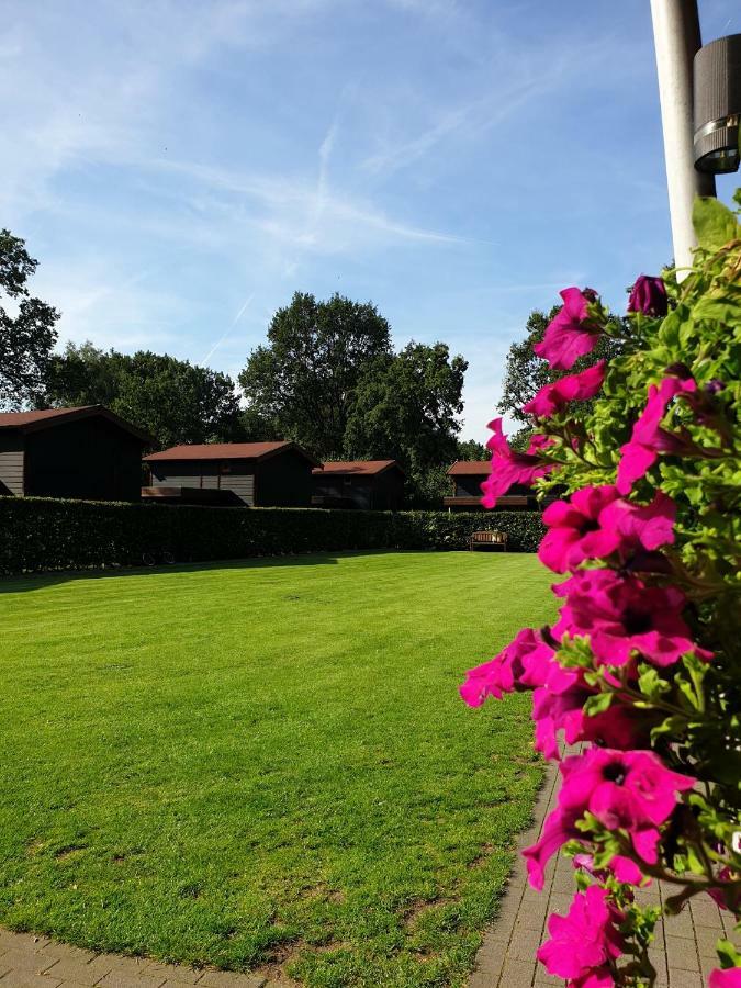 De Eikensingel Uddel Exterior photo